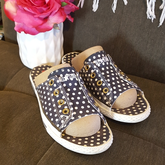 Converse Shoes - Converse Navy Polka Dot Slides